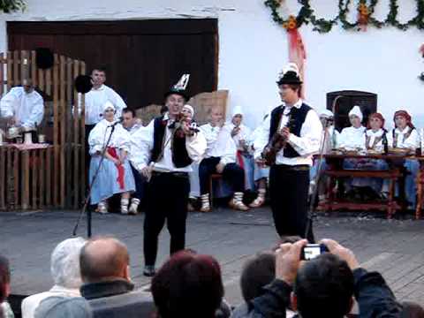 Včelaran 50 - Bílovští pacholci, Když ste bratra zabili.MPG