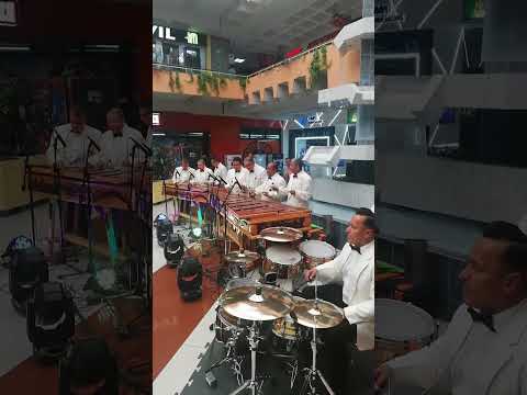 Intermedio SAN MIGUEL POCHUTA #marimba Chapinlandia Z4 #ciudad #guatemala Rafael Ibarra Avila