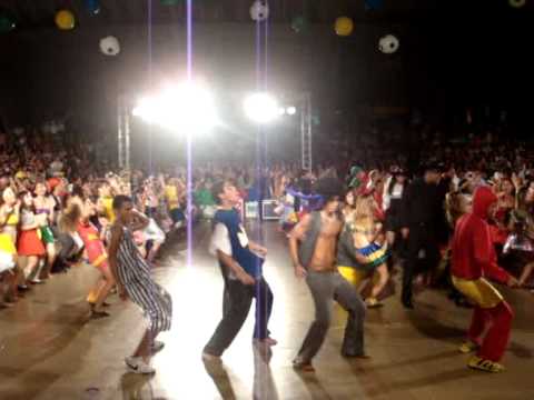 3º Ano CSE 2010 - Abertura - Parte 2