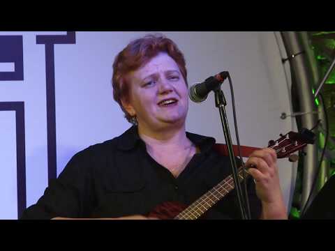 Inta Pauļuka un ukuleļu ansamblis - Laimīgs, kas dzied (BILDES 2019)