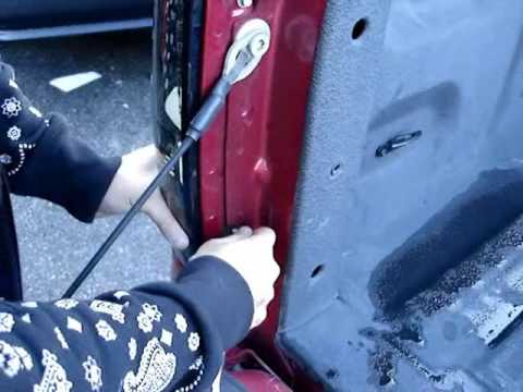 Spyder Auto Installation: 2004-07 Ford F-150 LED Tail Lights