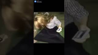 《エロTikTok》『パンチラ』友人のHな悪戯