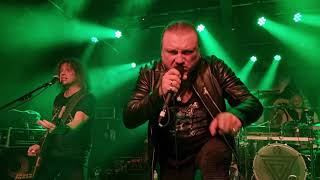 Axxis - live mit Little War beim Gmünder Metal Inferno 2022 om Phönix Eventgastronomie