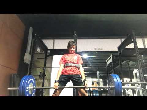 100kg deadlift at 14 years old
