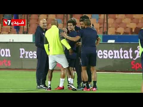 شيكابالا يستقبل عمر جابر بالاحضان قبل لقاء الزمالك وبيراميدز