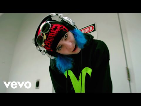 ROMANCEPLANET - LEAVE TONIGHT (OFFICIAL MUSIC VIDEO)