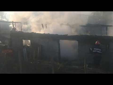 TLnews.ro |Magazie distrusă într-un incendiu în localitatea Camena. VIDEO ISU „Delta” Tulcea