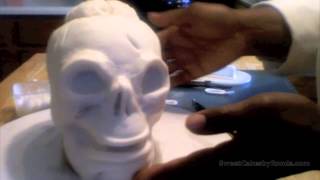 How to Make a Zombie Skull Cake