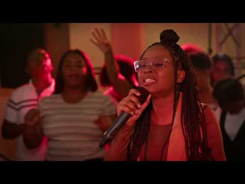 Tiempo de adoración Sarai Fructuoso 🙌🏻Lugar de Rompimiento~Quien Podrá~Sobrenatural 🔥🔥