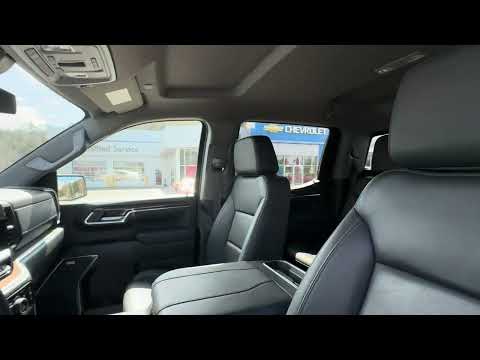 2025 Chevrolet Silverado 1500 Crew Cab Short Box 4-Wheel Drive LT Trail Boss in White for sale at Boyer Chevrolet Buick GMC Bancroft in Bancroft, ON