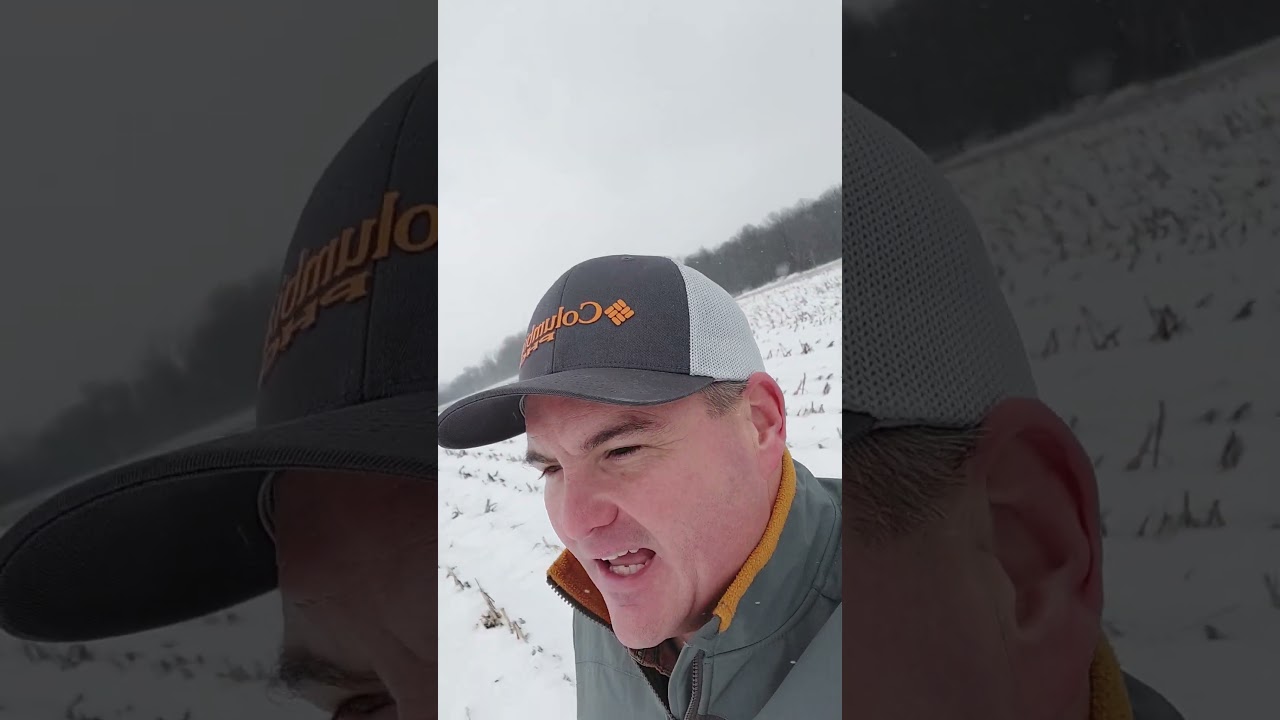 Essential Winter Hunting Gear: Staying Warm and Dry in the Field