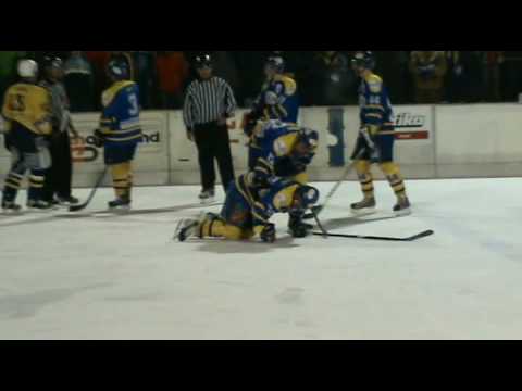Silz vs HC Kufstein 04.02.2009 Foul an Karrenberg