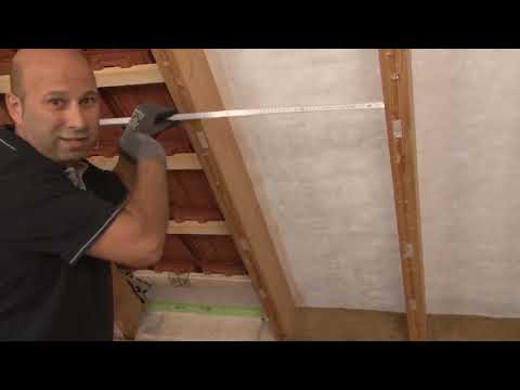 Sparrenabstand für Dämmstoffzuschnitt messen | ISOVER Quick-Tipp #110