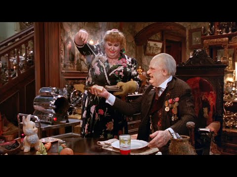 Nothing But Trouble (1991) Hot Dog Dinner Scene