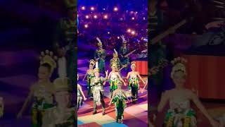 Download lagu PADI - Mahadewi feat. Yura Yunita LIVE PERFORMANCE @ Pagelaran Sabang Merauke 2025 INDONESIAN ARENA mp3