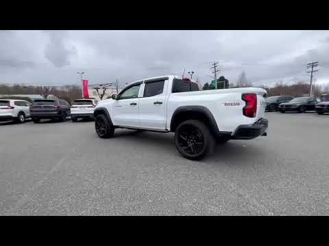 2023 Chevrolet Colorado Crew Cab Short Box 4-Wheel Drive Trail Boss in White for sale at Murray Honda in Chilliwack, BC