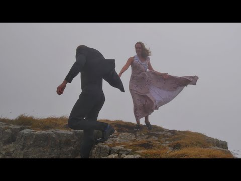 Как кавказские джиперы делают предложение своим девушкам!