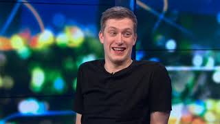 Daniel Sloss live chat (and knitting) on The Project (Network Ten, Australia, 29/01/2019