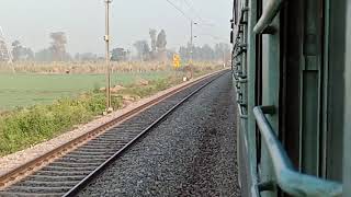 preview picture of video 'Superß Acceleration of GZB WAP5 after departing DASUYA hauling Pathankot Jalandhar City Passenger'