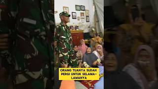 Download lagu momen sedih ketika prajurit TNI pulang ke rumah orang tuanya sudah pergi ‼️‼️ #sedih #tni #hilang mp3