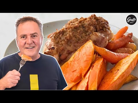Making the Perfect Pork Shanks Recipe - Chef Simon Gault's Expert Tips! 🍖👨‍🍳