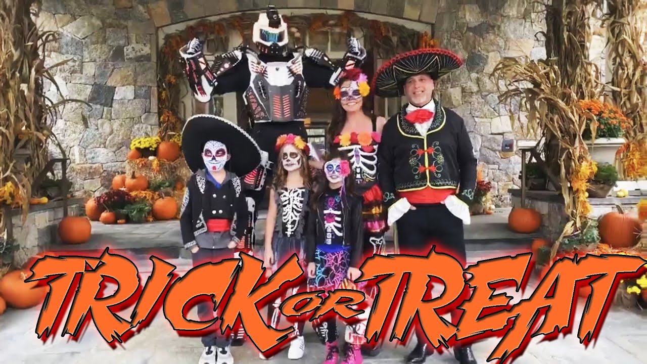 Promotional video thumbnail 7 for Mega Robot