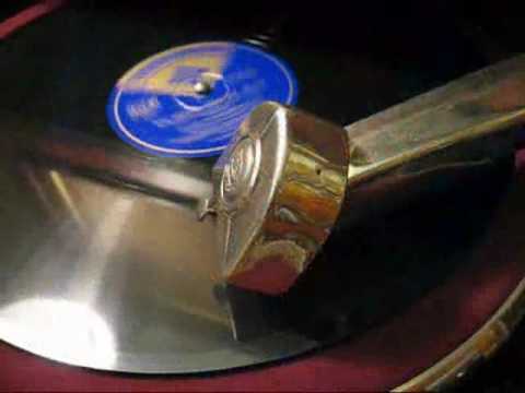 Kurt Hohenberger - Ich mache alles mit Musik ( 1 / 4 )