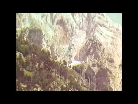 Nikolin Perpali Kenga e Tush Bales & Marash Koles