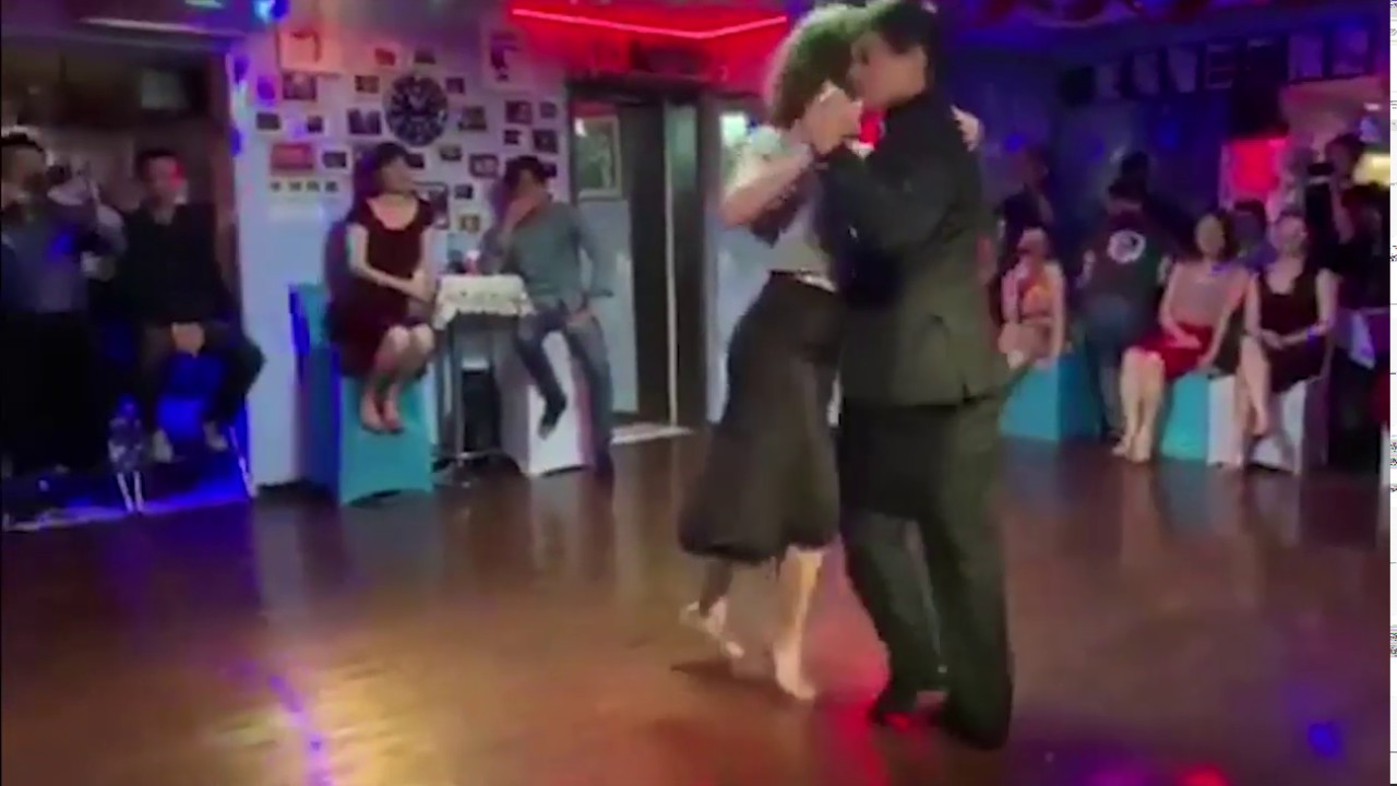 Video thumbnail for Fernanda Grosso & Alejandro Ferreyra - Shanghai Welcome Milonga (2018)