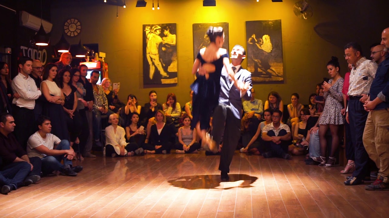 Miguel Calvo & Pelin Ercan / Loca - Akademitango - 2/4