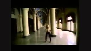 Christina Aguilera  El Beso del Final music video