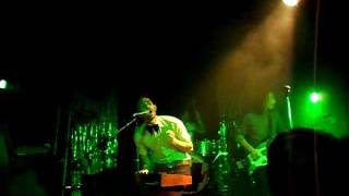 Amy Meredith - Born To Live