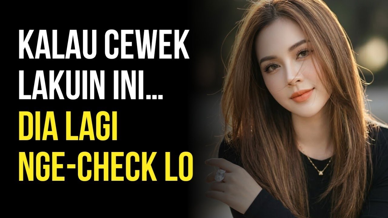 8 Clear Signs a Girl Is Checking You Out (Don't Miss It)