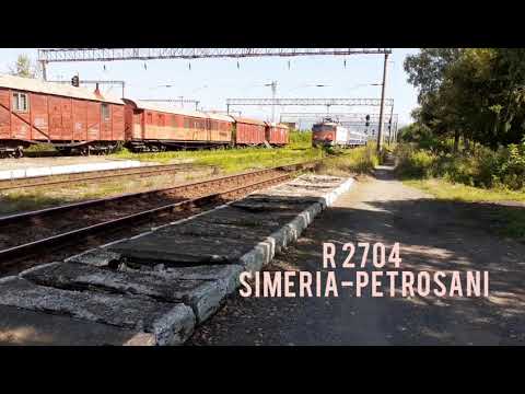 R2704 Simeria-Petroșani în gara Simeria Triaj