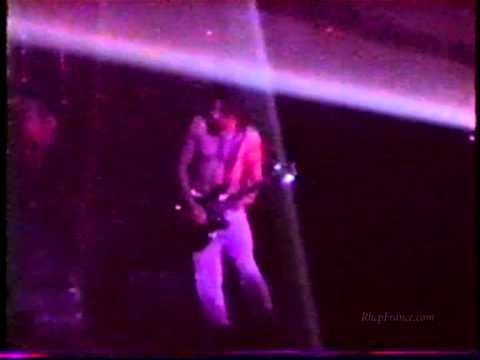 Red Hot Chili Peppers - Pea + One Big Mob [Live, Le Zénith - France, 1995]