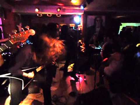 Capitan Nirvana "Hard Voltage" Wasting Love (Iron Maiden cover)