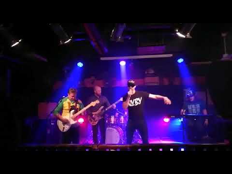 Herra Viiksi - #seonjustnäin @ Köyhä(n) Rockfest, Hyvinkää 1.6.2019