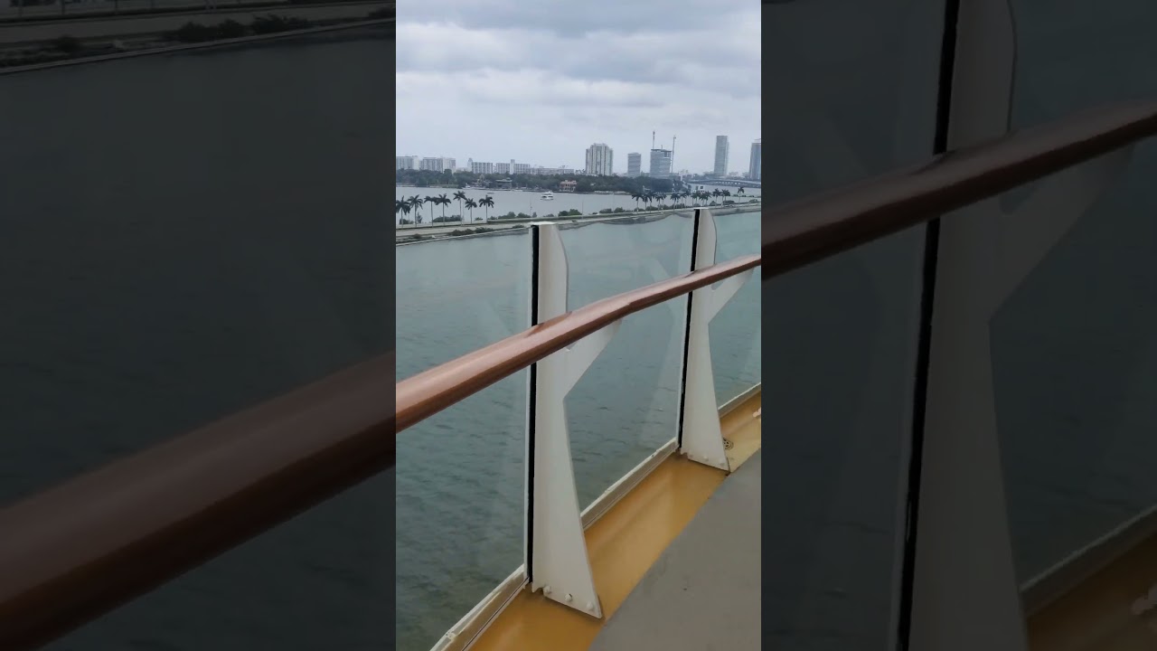 Oasis of the Seas - Cabin 9330 - Video 5