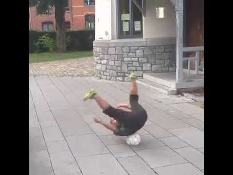 download lagu mp3 mp4 Fristair, download lagu Fristair gratis, unduh video klip Fristair