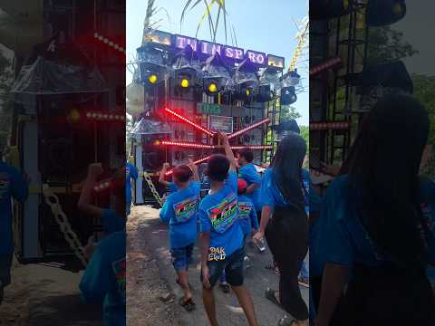 TWINS PRO AUDIO karnaval cabak. #soundsystem #soundhoreg #soundjatim #karnavalngagel
