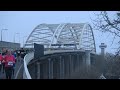 Mooie sfeer bij Bruggenloop 2023: Van Brienenoordbrug weer het zwaartepunt