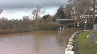 preview picture of video 'The River Trent Floods, November, 2012'