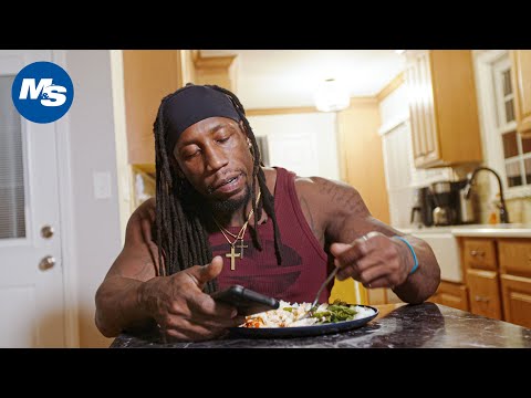 Full Day of Eating on Prep (4 Weeks Out) | IFBB Pro Sporty | 2046 Calories