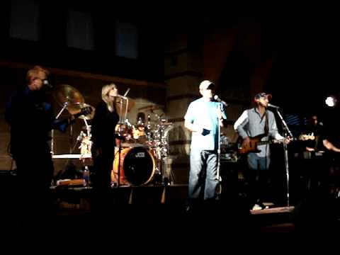 Johnny Holm Band - Don't Stop Believing