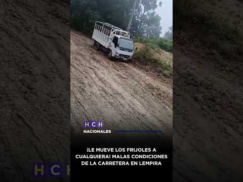 ¡A puros frenazos! avanza busito de Lempira por es deslave de las calles