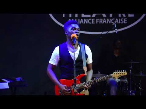 SaMasamba - Chakutenderedza (live)