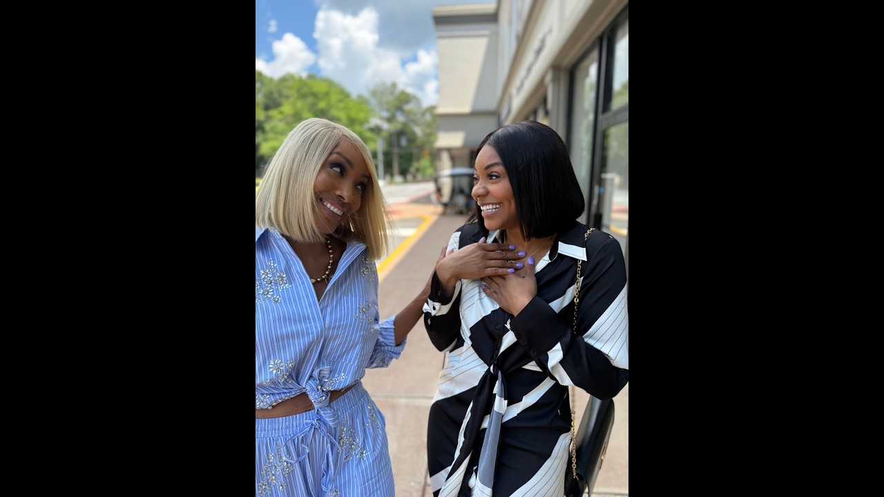 When Amber gushes over Dave to Ernestine!