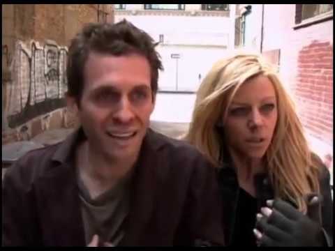 Always Sunny - Did somebody get addicted to crack?