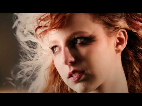 Crying On The Ceiling - Daphne