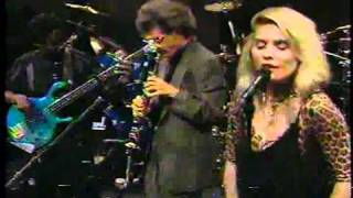 Debbie Harry talks about Hairspray &amp; sings I want that man &amp; Calmarie live(1989)